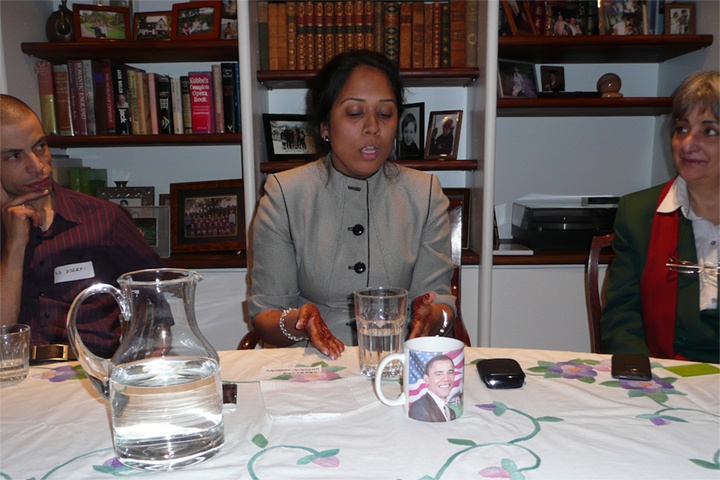 Photo from a roundtable discussion with Sharlina Hussain-Morgan '07 in London